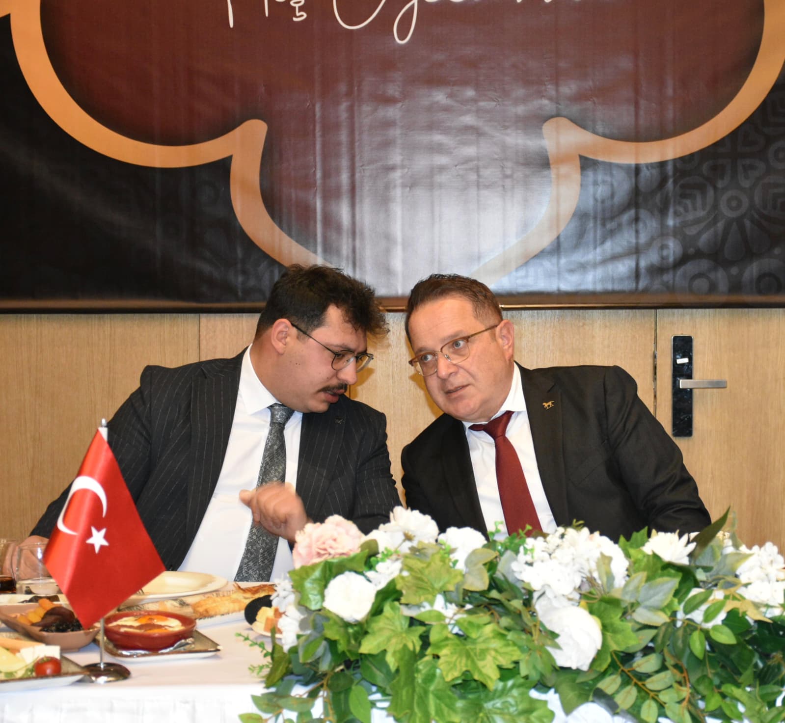 Av. Elmalı, Dp Genel Başkan Danışmanı Oldu (2)