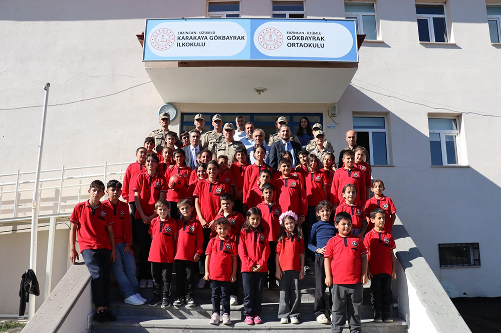 Erzincan Jandarma Komutanlığından Okula Destek 2
