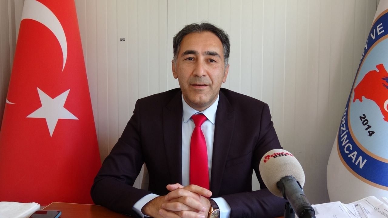 Erzincan Merkez Başbağlar Mahallesi Muhtarı Murat Tapan