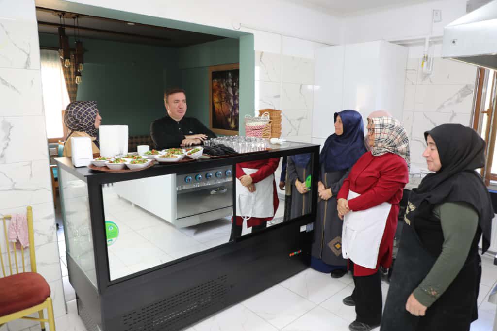 Erzincan Protokolükooperatifte (2)