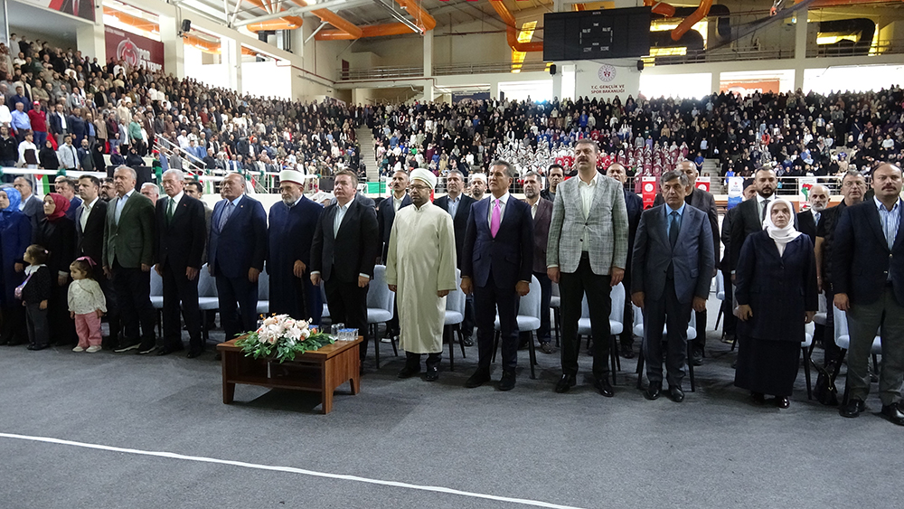 Erzincan’da 163 Öğrenci Hafızlık Elbisesini Giyindi1