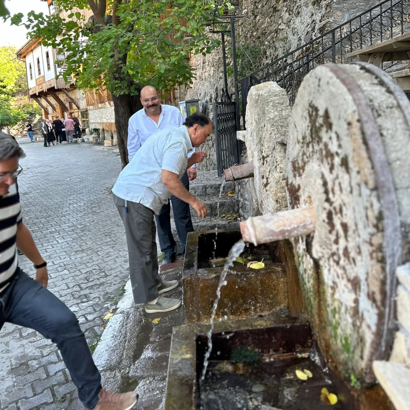 Klasik Otomobil Konvoyu Kemaliye (12)