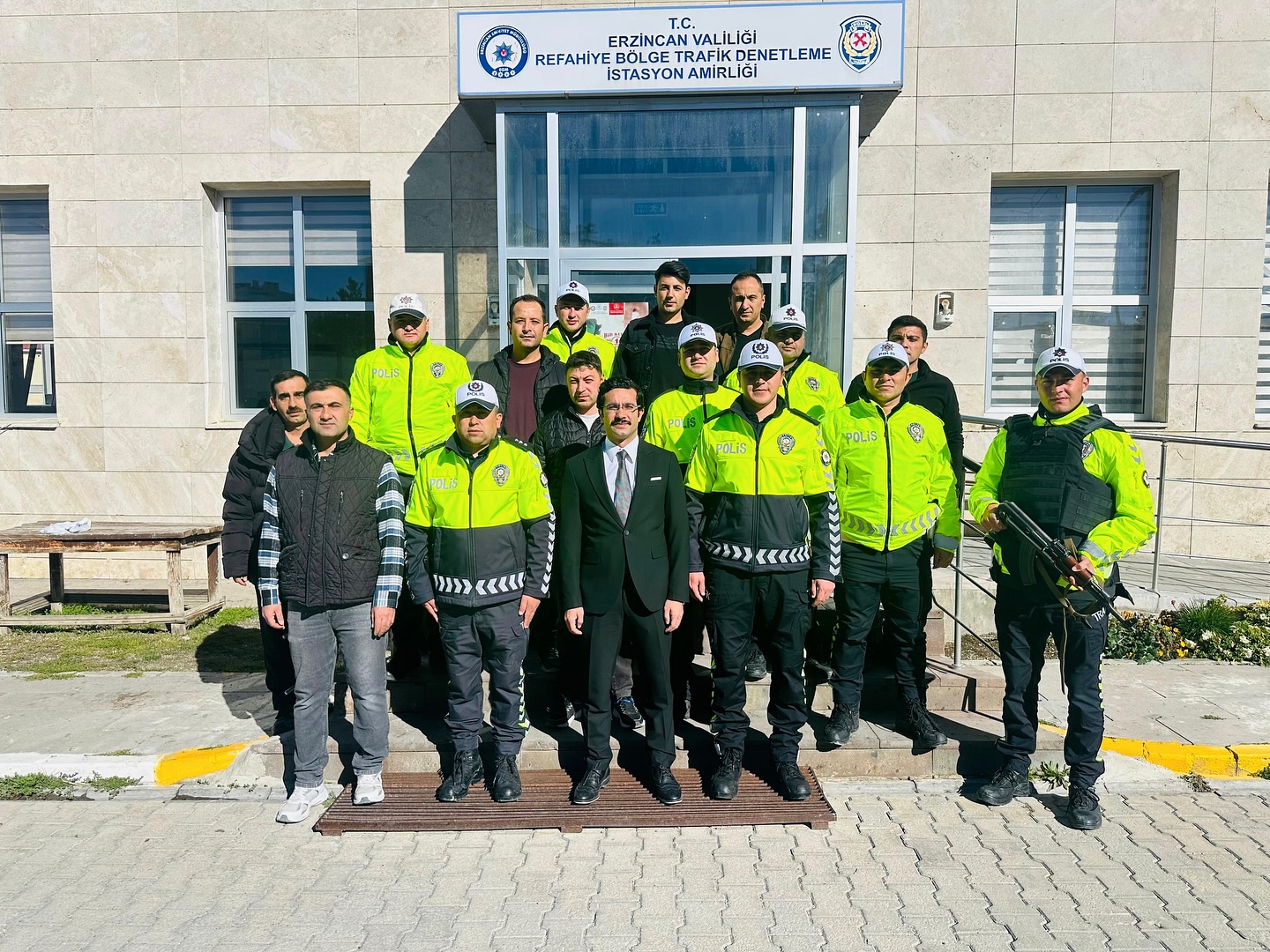 Refahiyede Dualarla Himete Girdi (1)