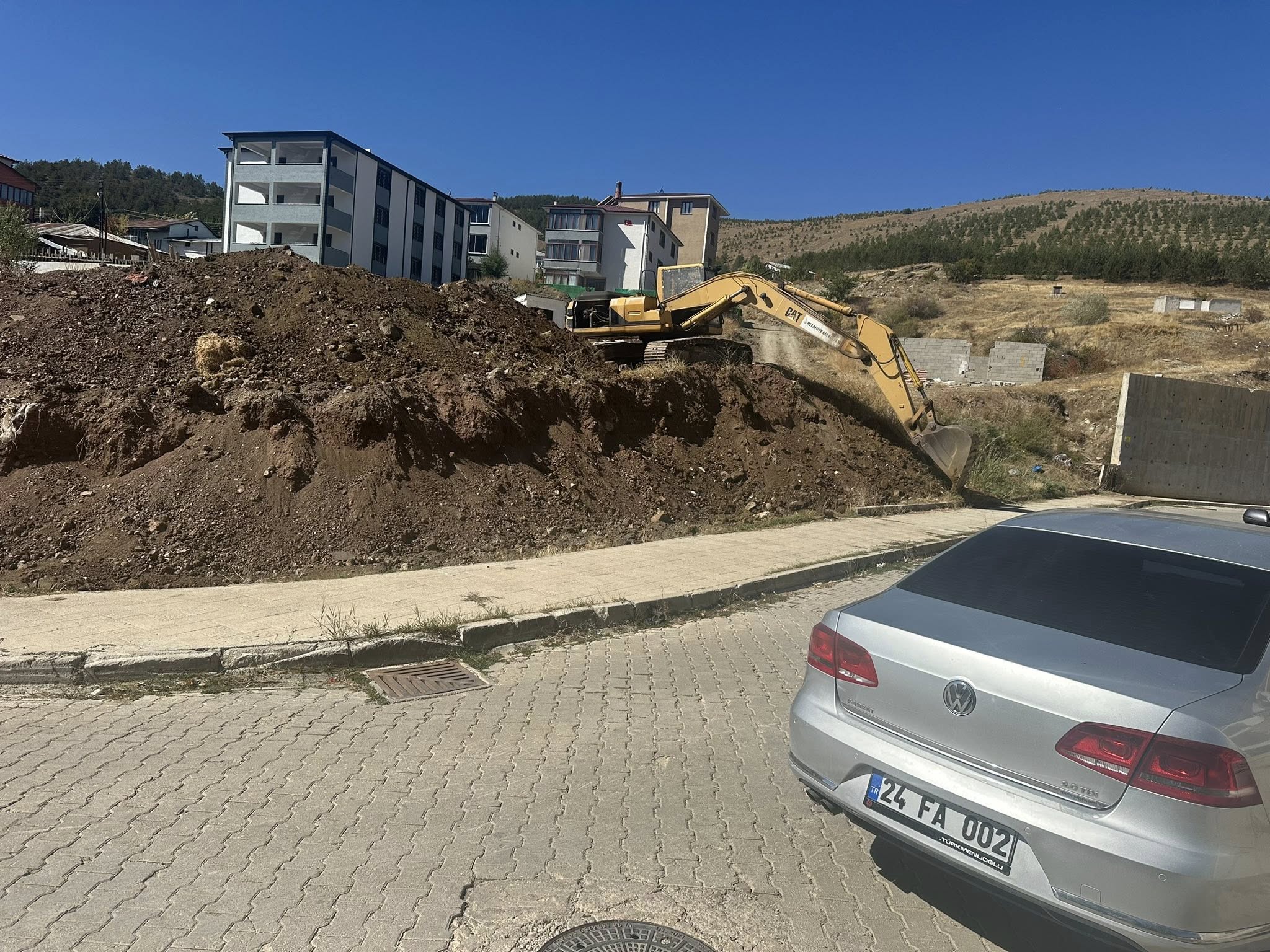 Rehahiyede Metruk Binalar Yıkılıyor (1)