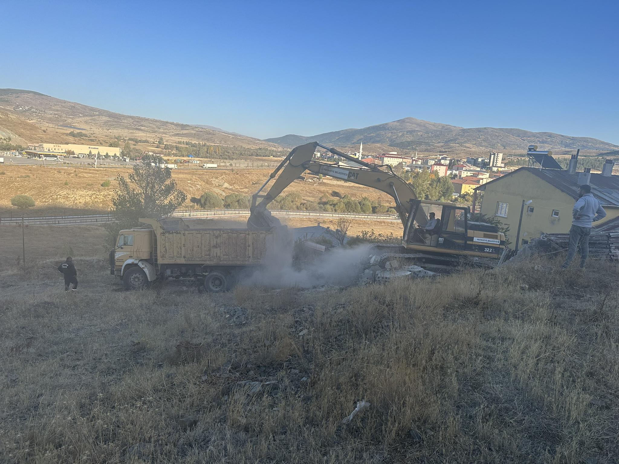Rehahiyede Metruk Binalar Yıkılıyor (3)