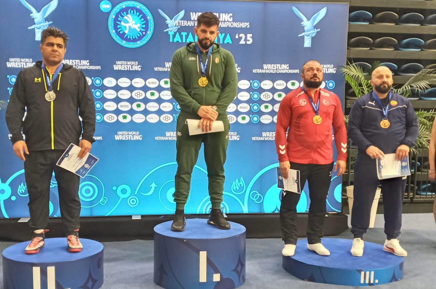 Serhat Sarıçiçek (2)-1