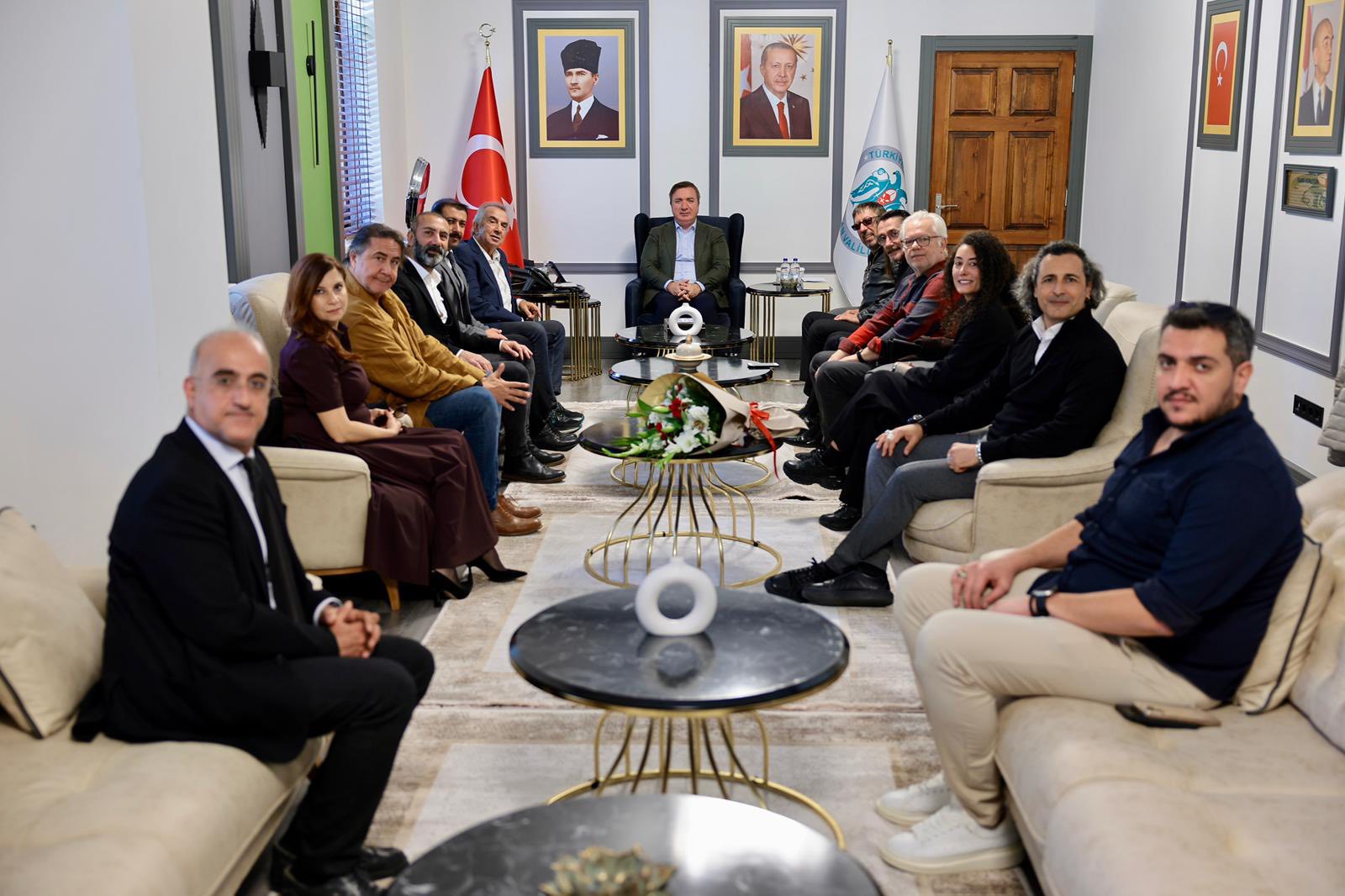 Ünlü Oyuncular Erzzincanda (3)
