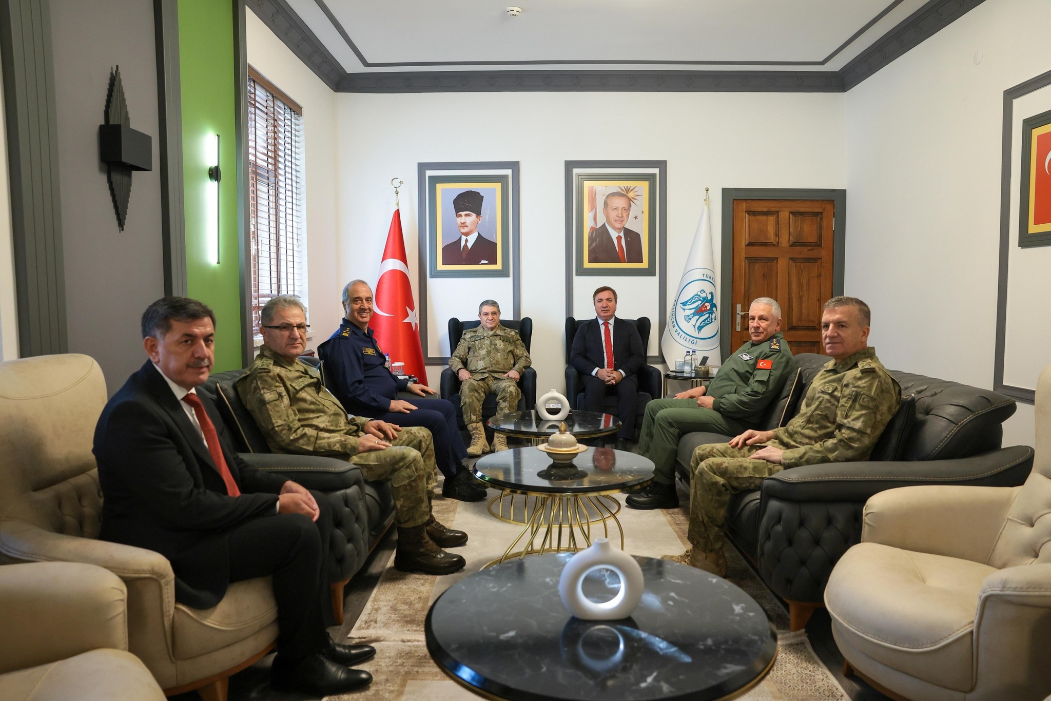 588318645 1155937429989746 6366437524024292727 N