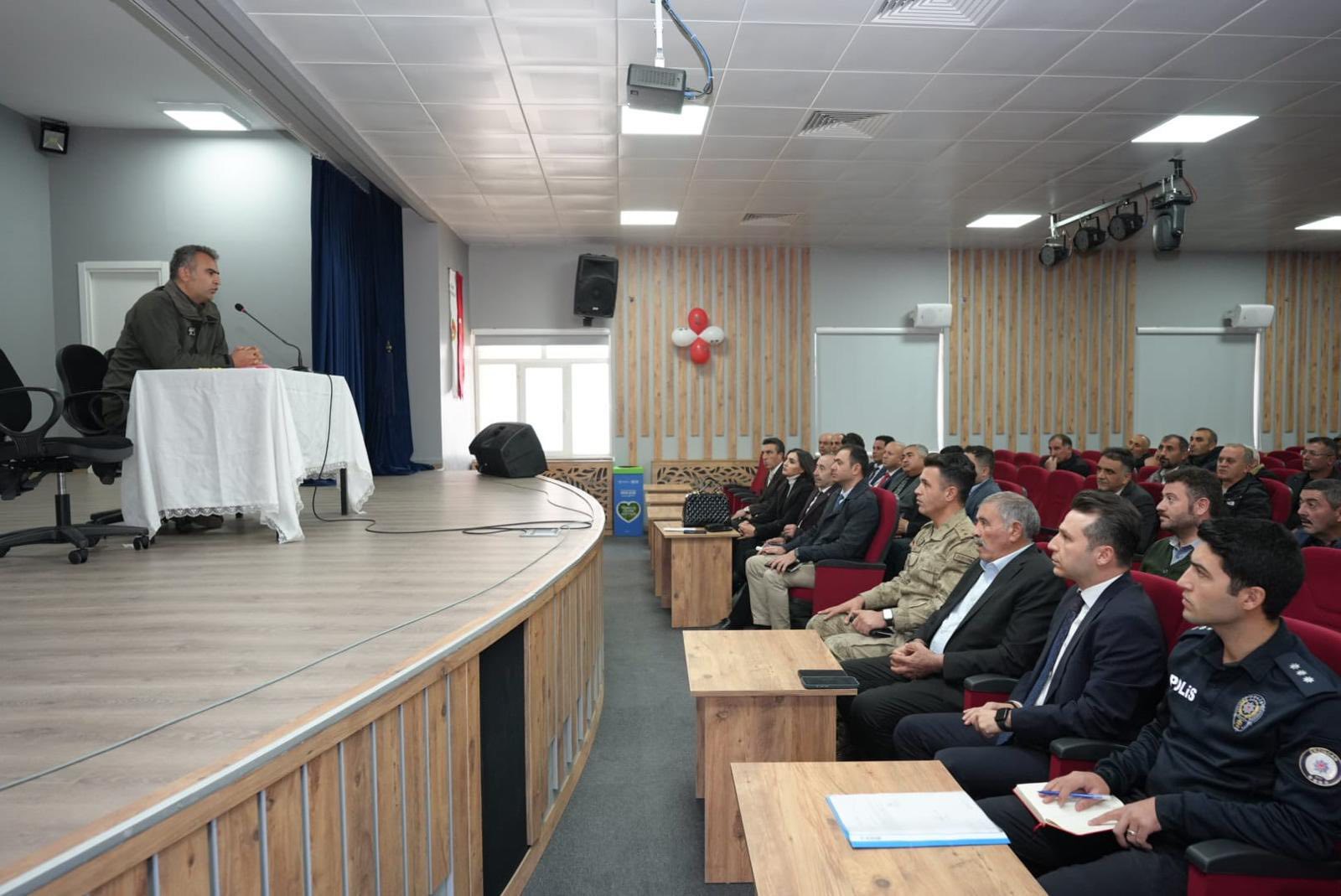 Başıboş Köpek Toplantısı (2)