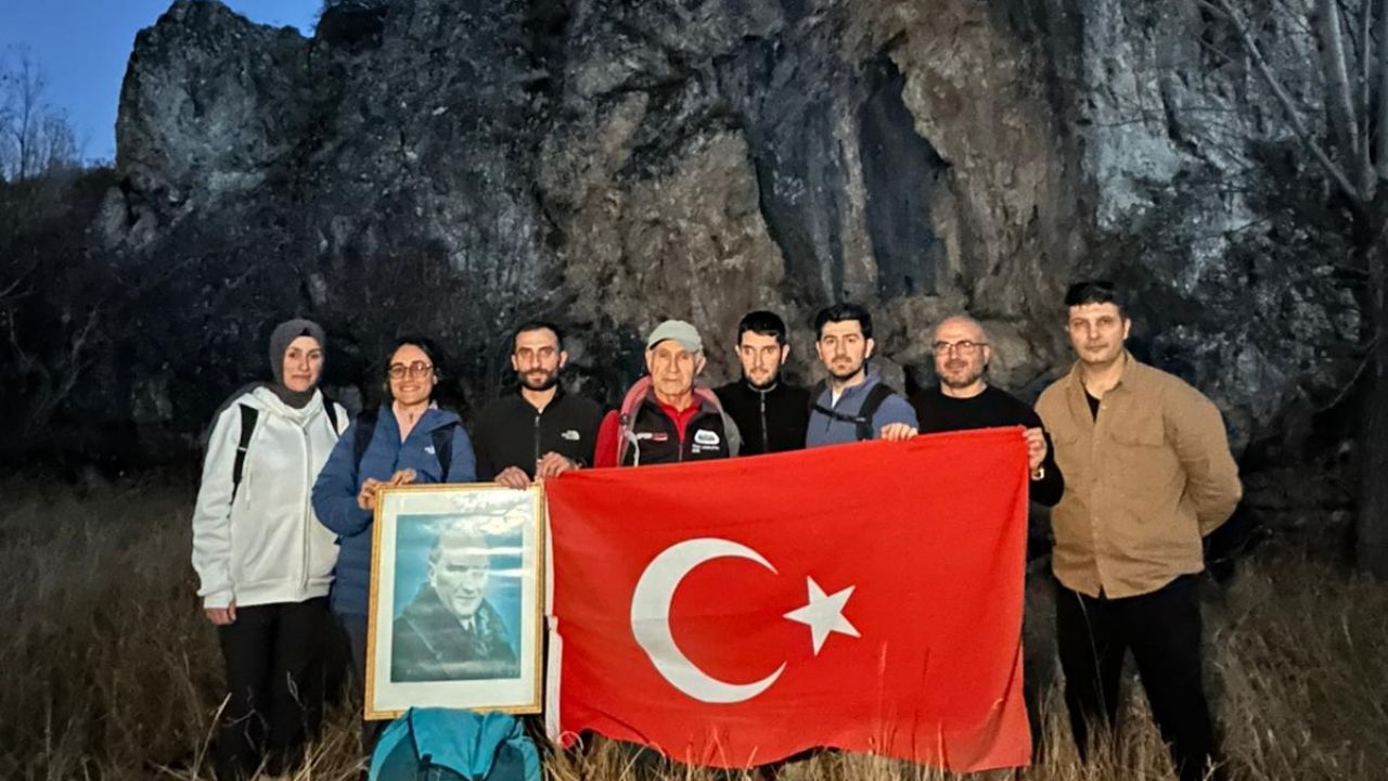 Erzincan'da Anlamlı 10 Kasım Tırmanışı