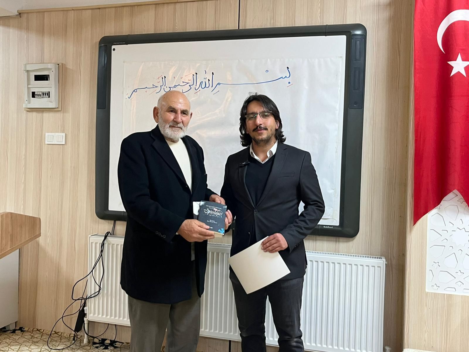 Erzincan'da “Batılılaşma İhaneti” Söyleşisi Gerçekleştirildi (2)