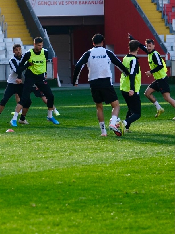 Erzincanspor Deplasmanda 3 Puan Arayacak (2)