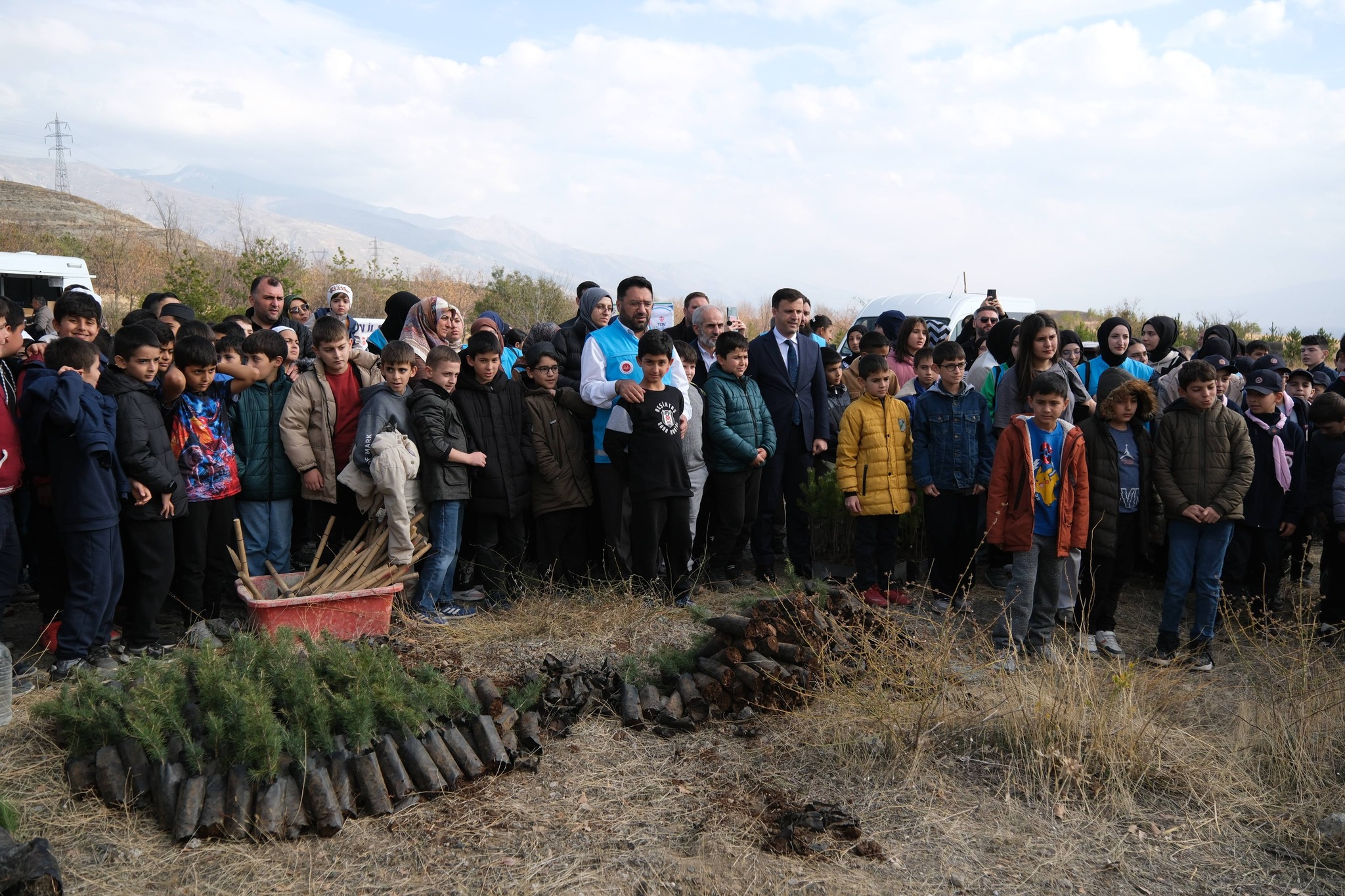 Esentepe Ağaç Dikimi (4)