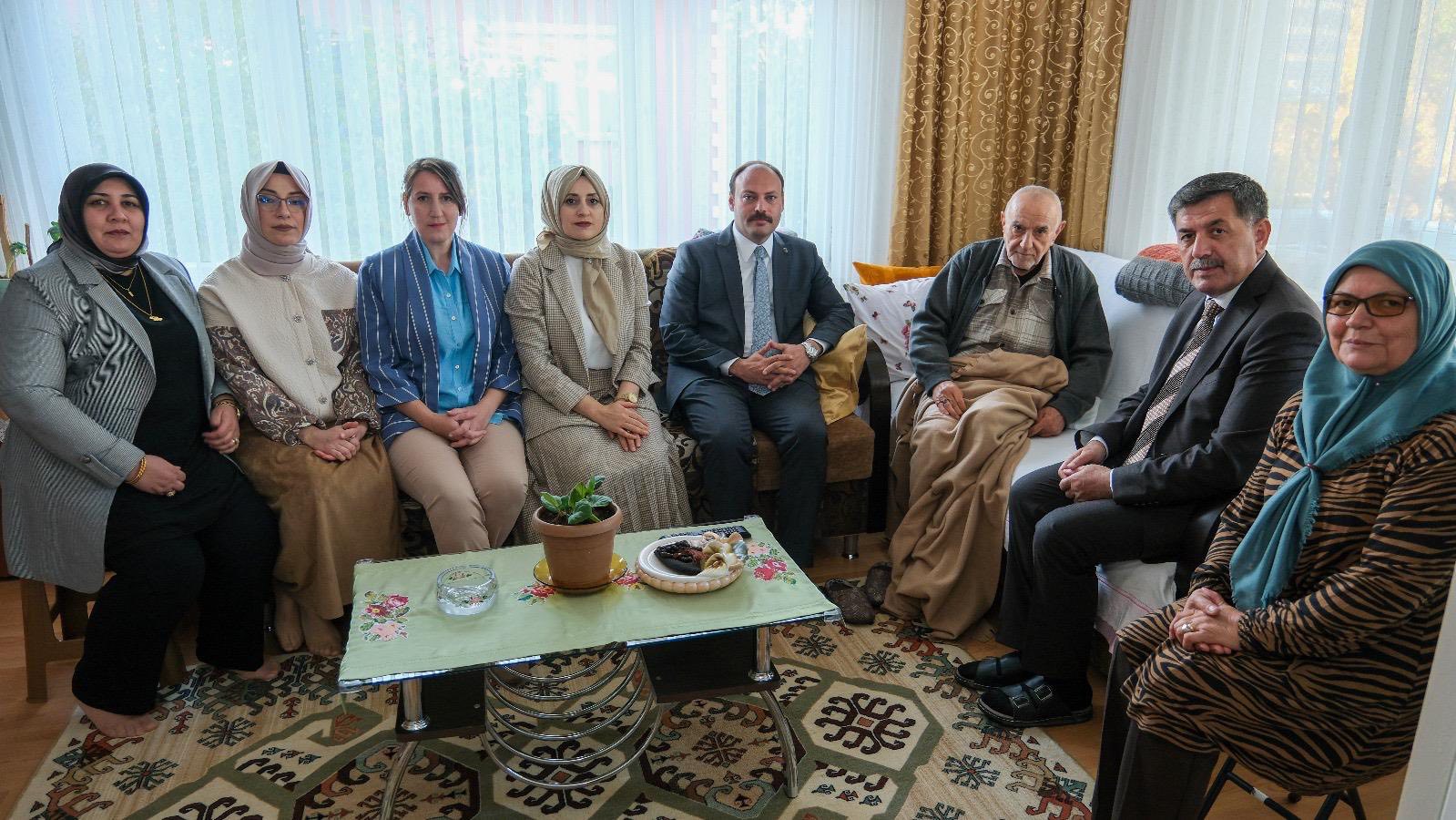 Hayırlı Günler Komşum (4)