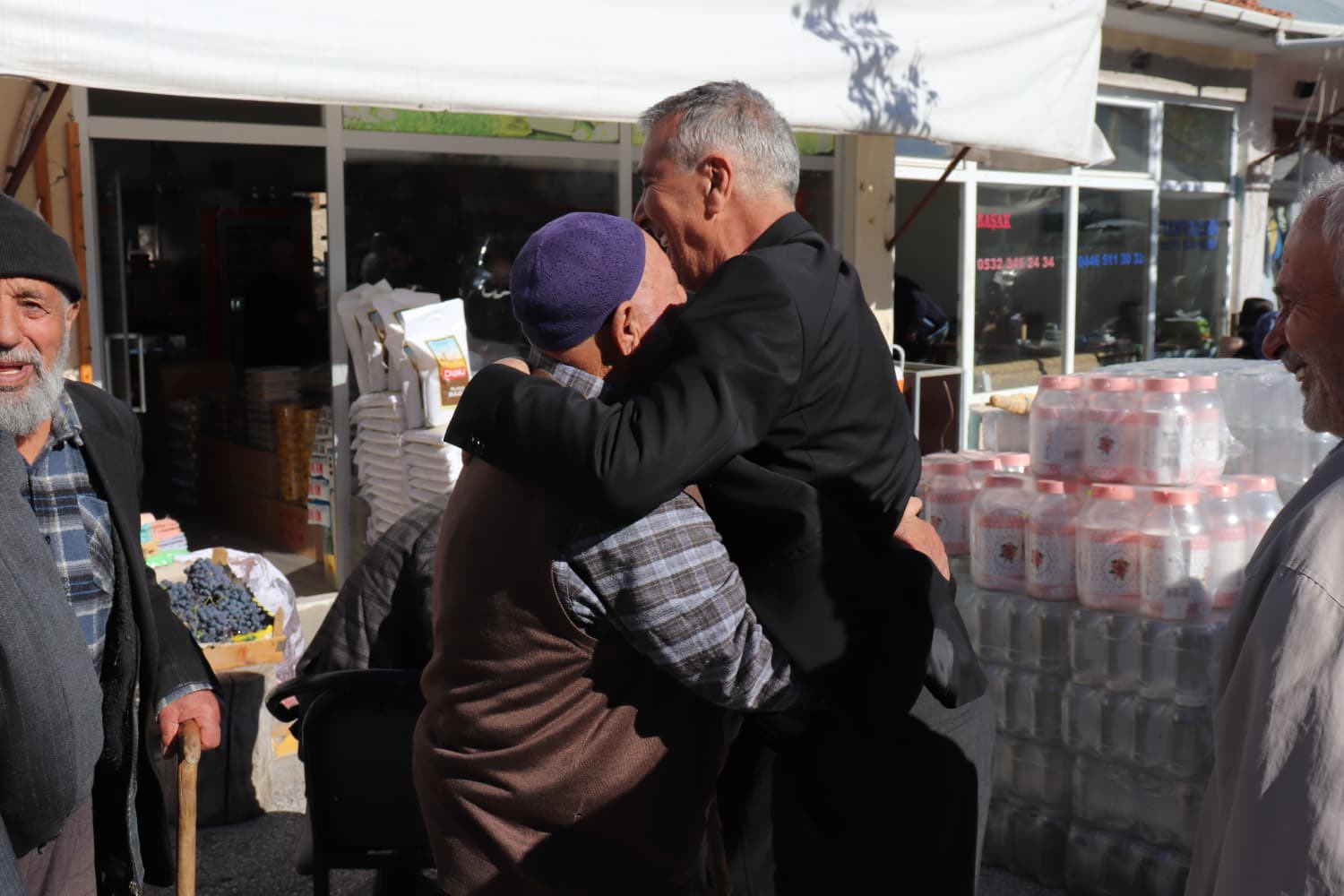 Hayırlı Günler Komşum (6)