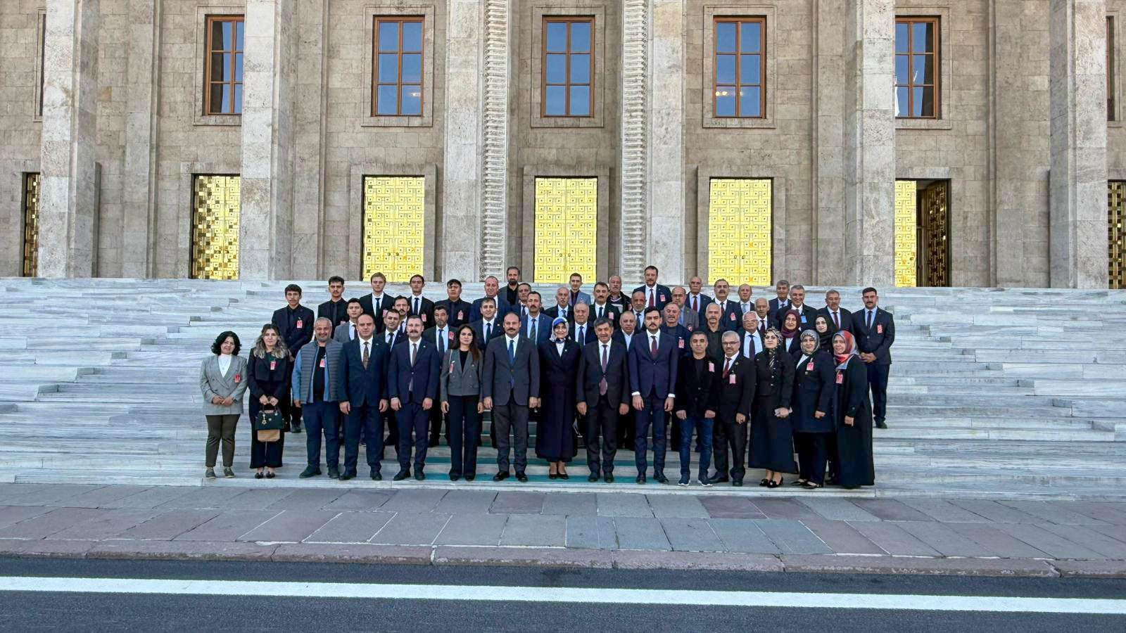 Mhp Erzincan Genel Merkezde (1)