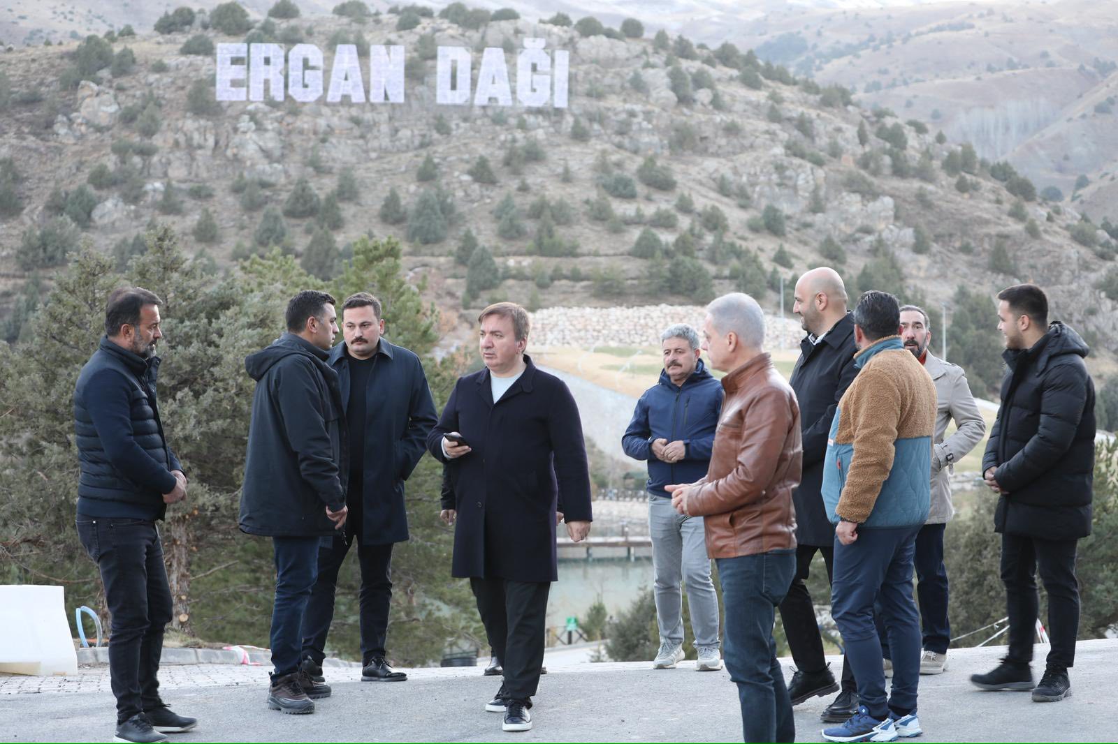 Vali Ergan Dağında (1)