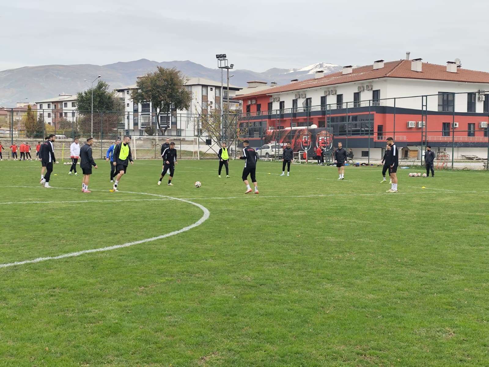 Whatsapp Image 2025 11 04 At 18.41.20