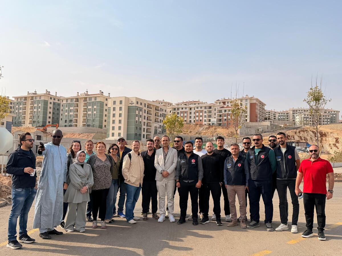 Yabancı gazeteciler asrın inşasına hayran kaldılar 1