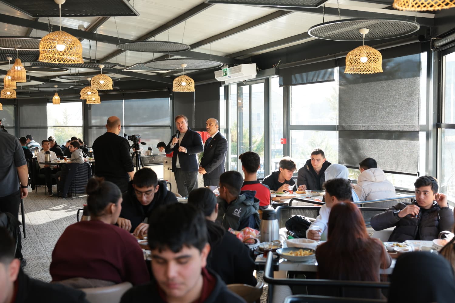 594437906 1160930669490422 9066541034704861560 N