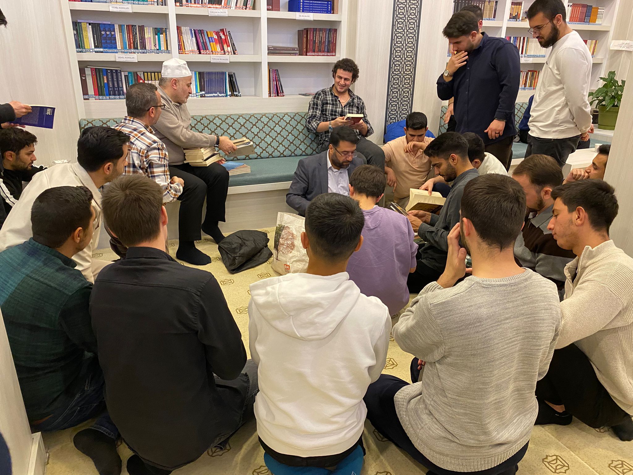 605536794 1318088950345217 2464242509132078071 N