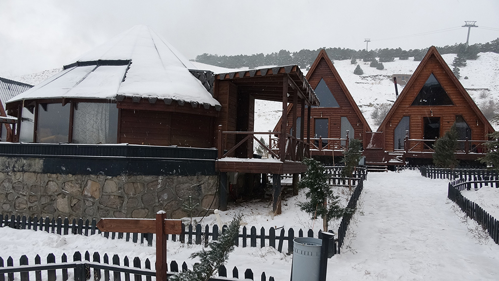 Erzincan Kayak Merkezindeki Bungalov Ve Iglo Evlerine Yoğun İlgi 1