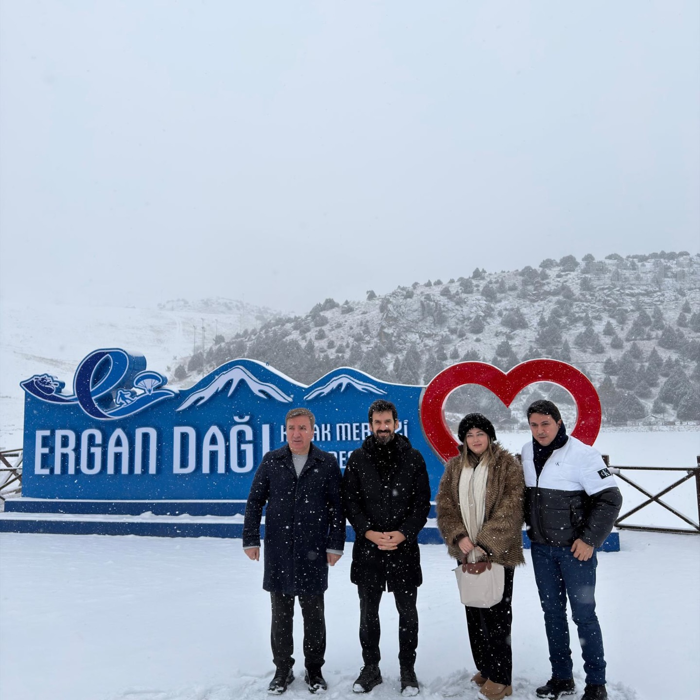 Erzincan’a Gelen Ünlü Gazeteciler Ergan Dağı’nda Ağırlandı (2)