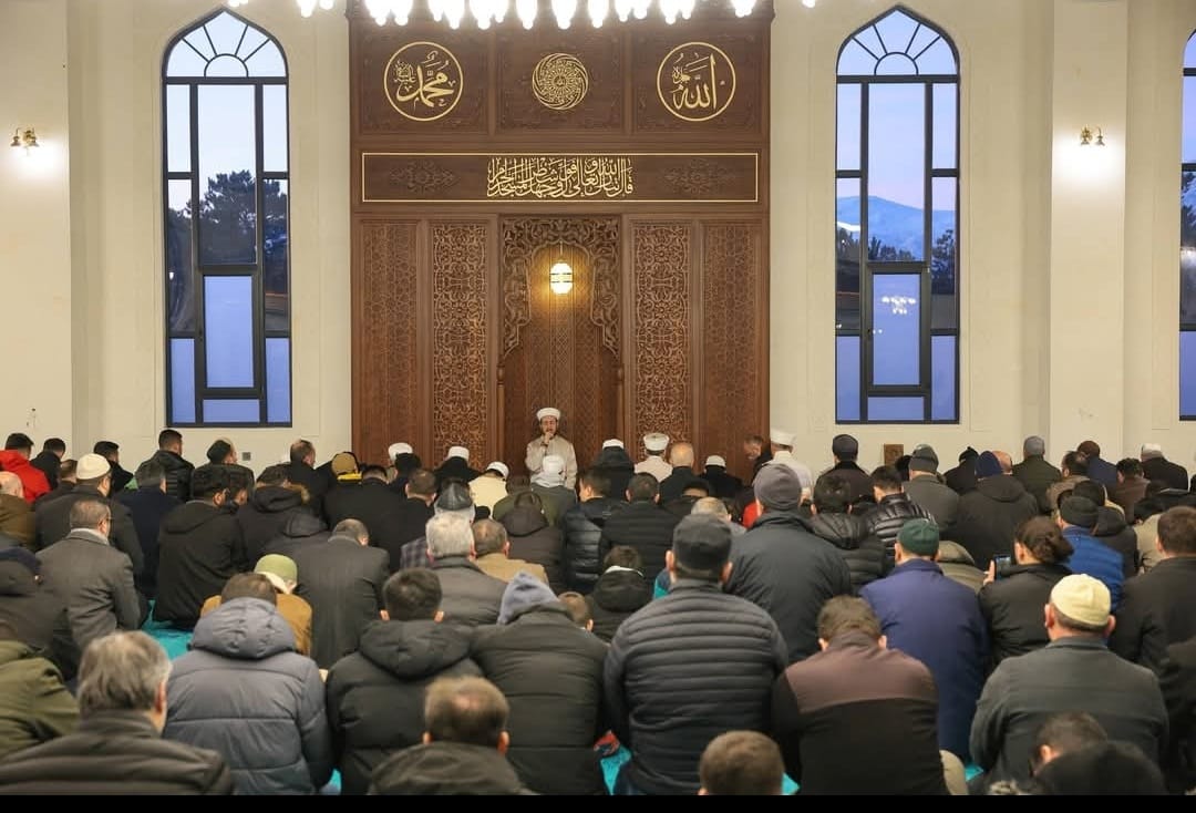 Erzincan’da Gençler Sabahın Erken Saatlerinde Bir Araya Geldi 3