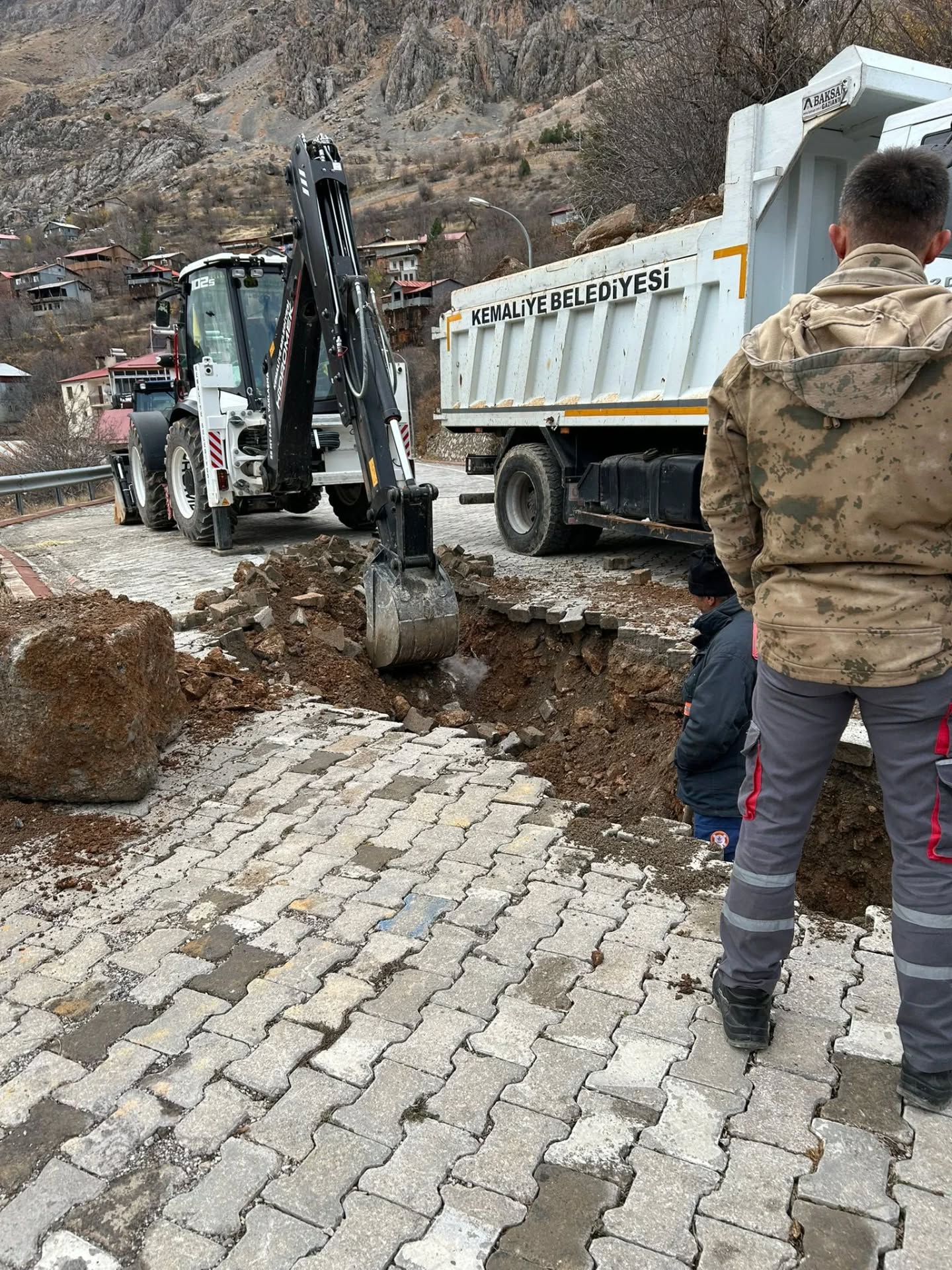 Erzincanın Ilçesinde Su Kesintileri Yaşanacak (2)