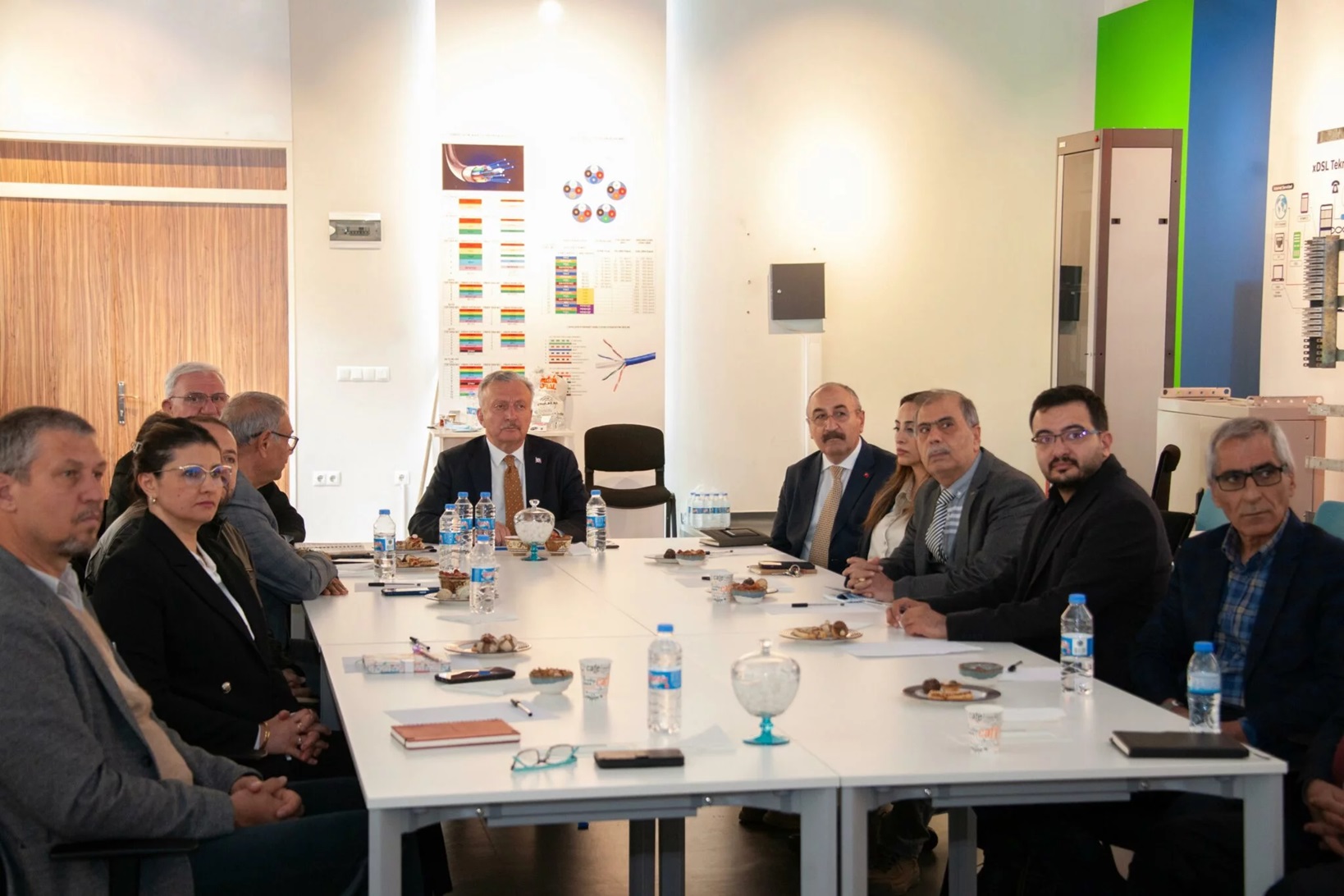 Rektör Levent Enstitülerle Buluştu1