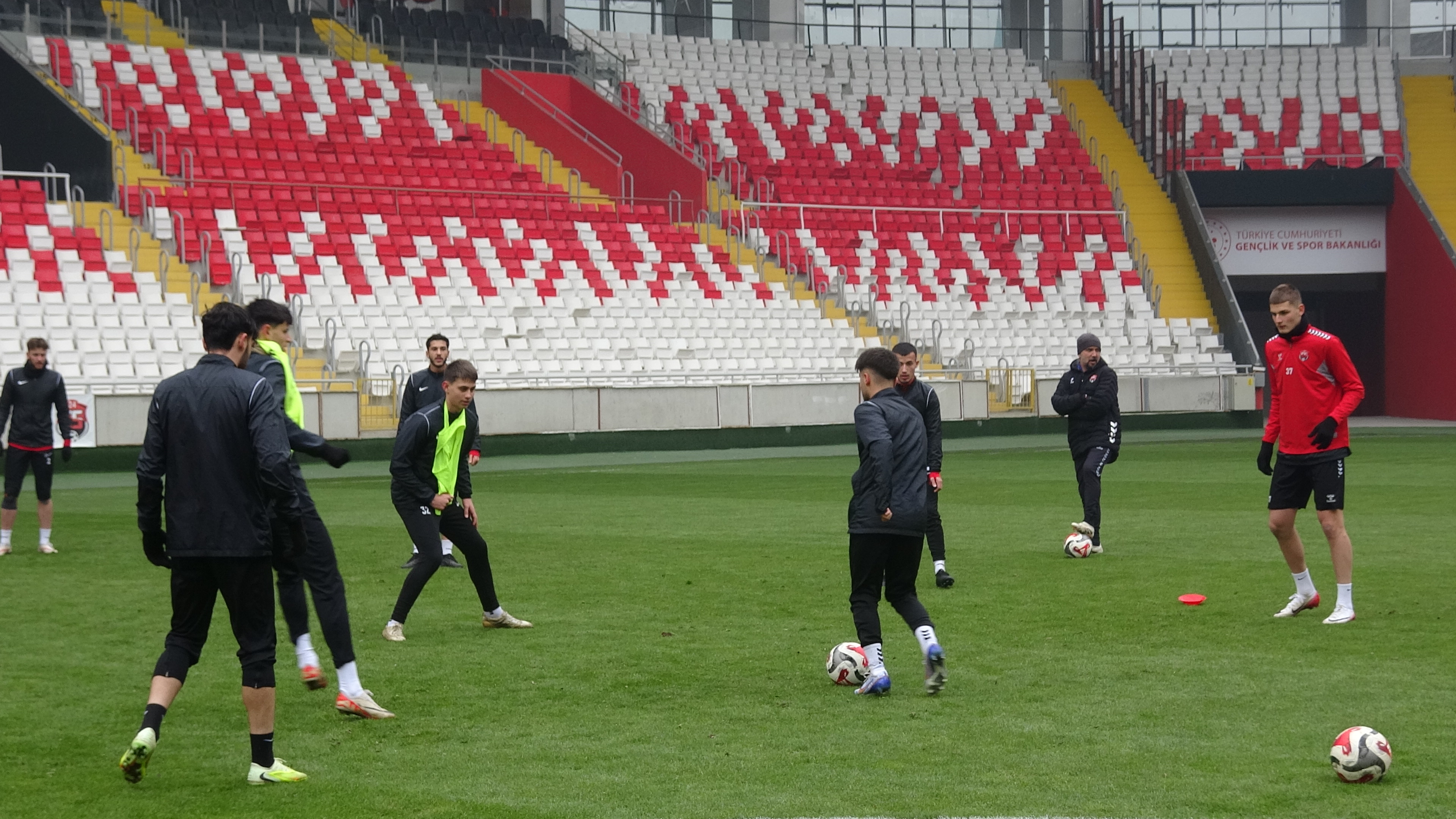 24 Erzincanspor Ankaragücü Antrenman