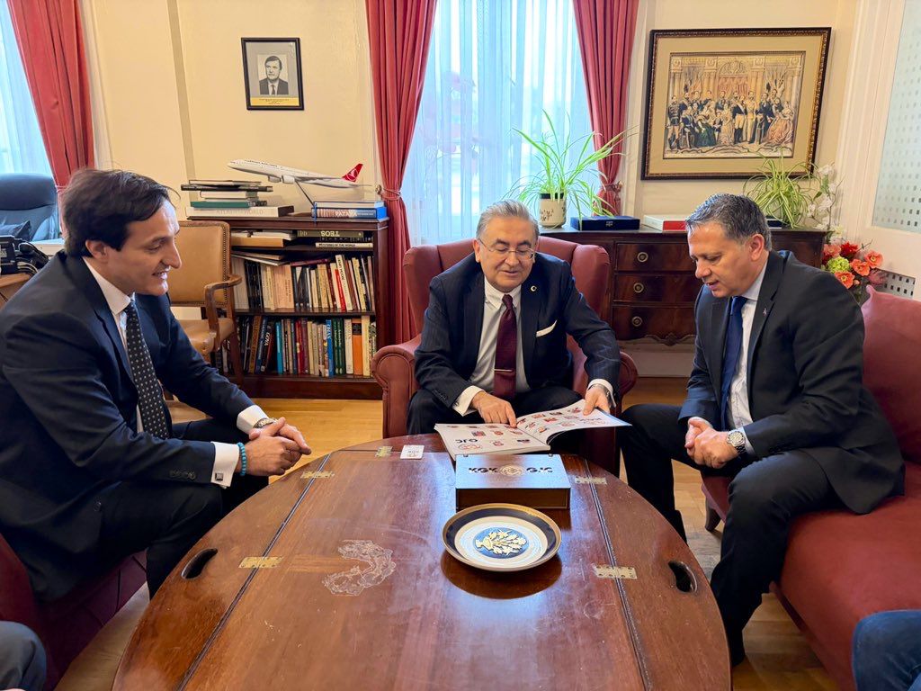 Kgk Heyetinden Londra'da Diplomasi Turu 3