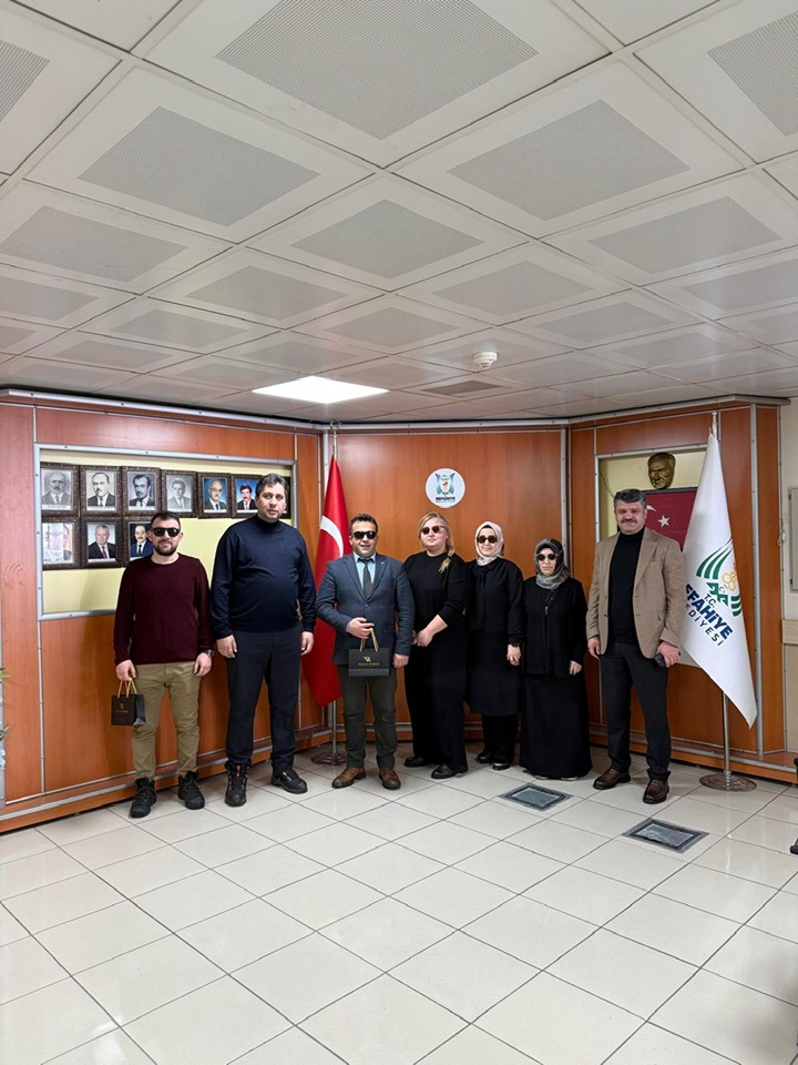 Refahiye Belediyesi Çalışanlarına Gözlük (1)