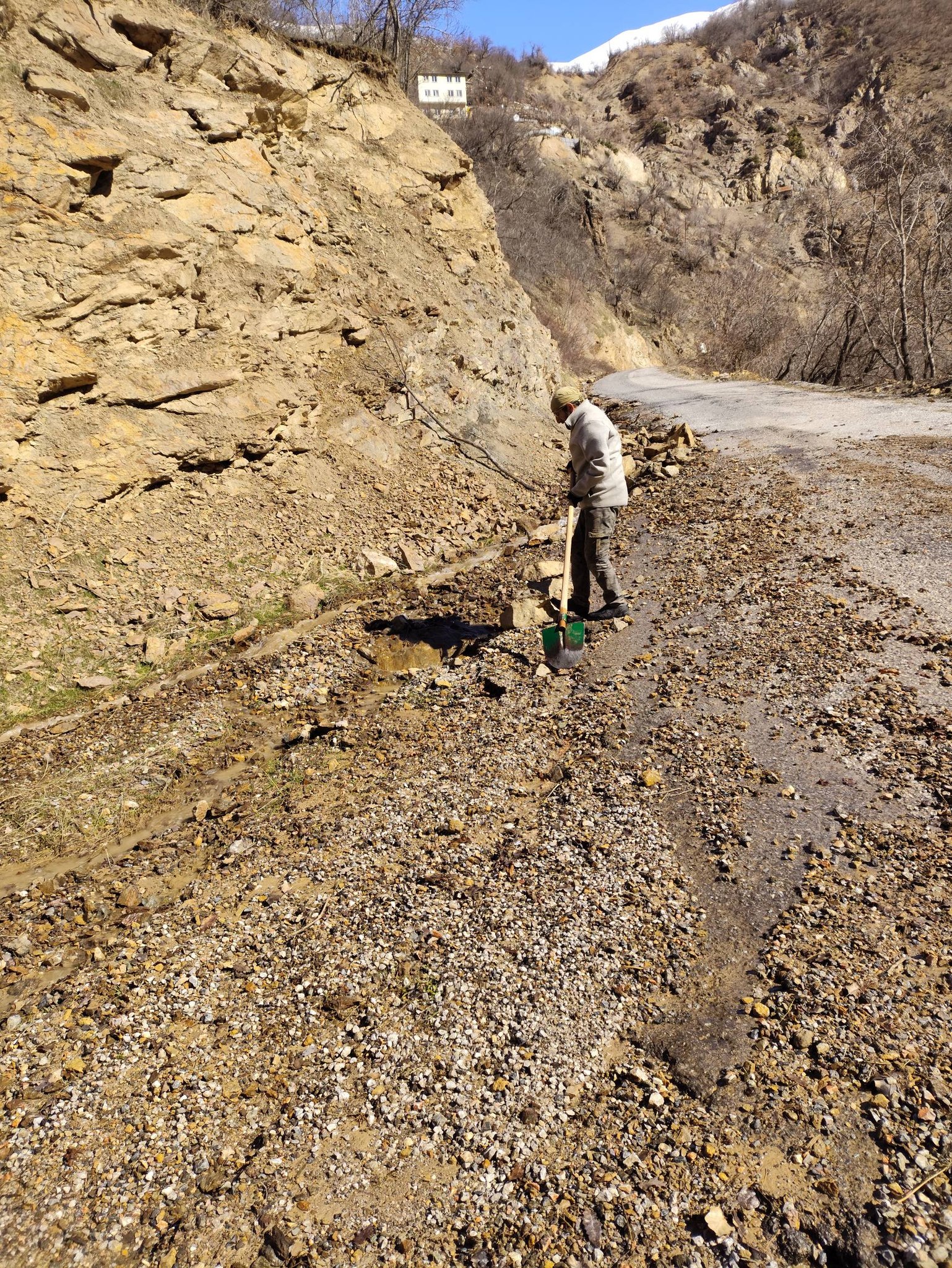 Avcı Köyü Yol Tamiri (2)