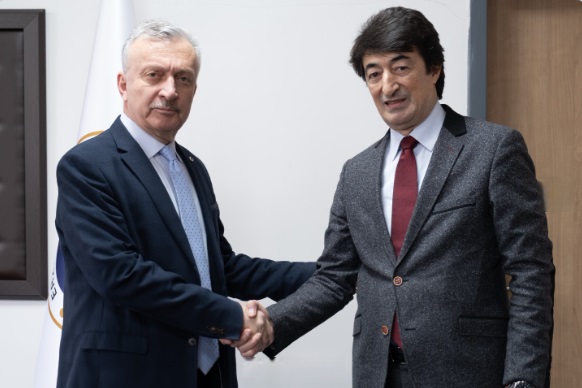 Diş Hekimliğinde Yönetim Değişti