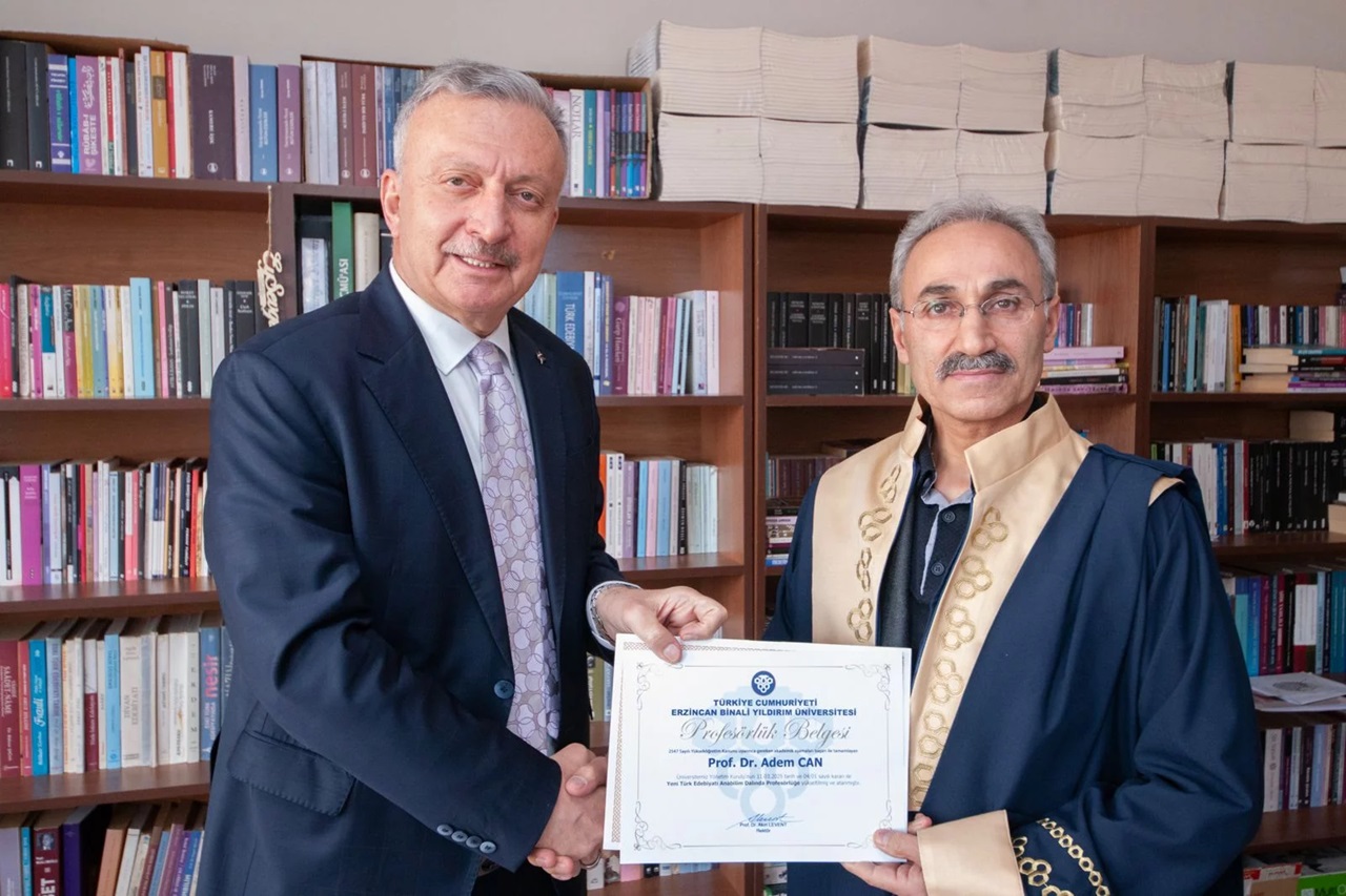 Erzincana 5 Profesörlük Geldi5