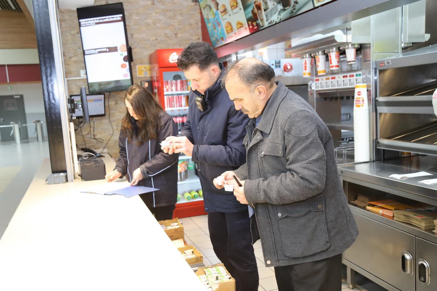Erzincan'da Gıda Alarmı Lokantalara Sıkı Denetim2-1