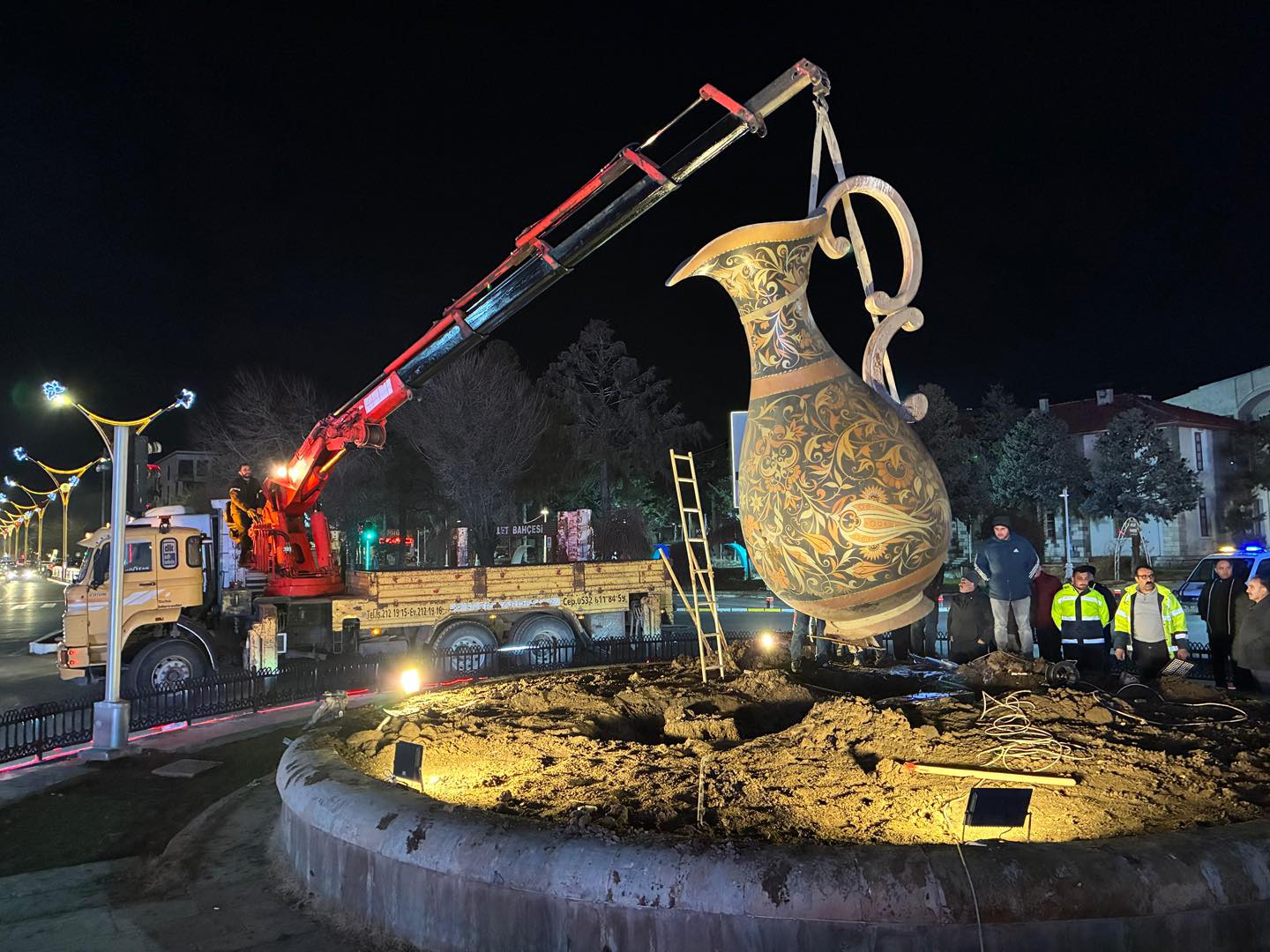 Erzincan'ın Simgesi Bakır Sürahi Ve Bardak Kaldırıldı (2)