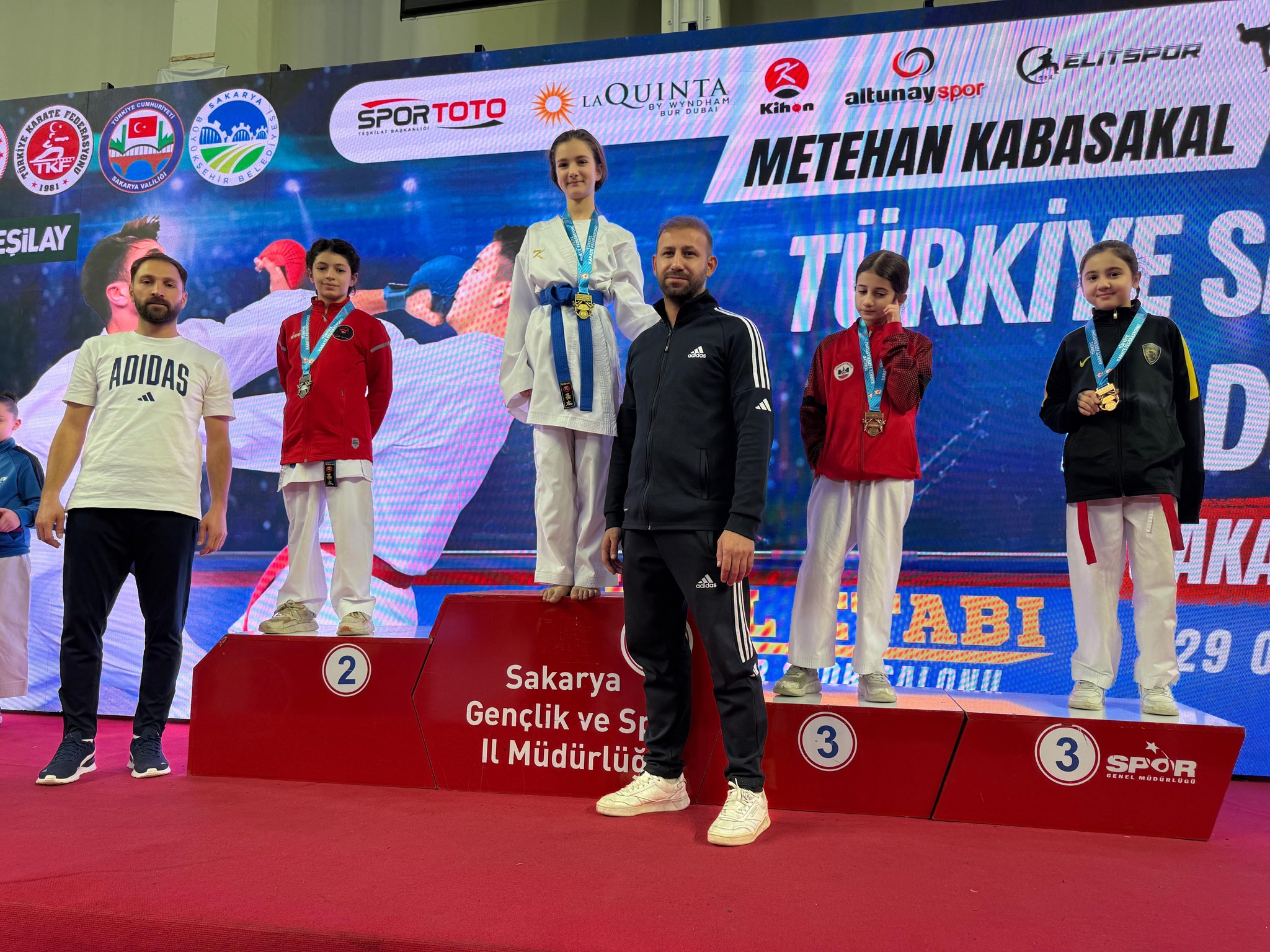 Erzincanlı Sporcular Sakarya'da Damga Vurdular (3)