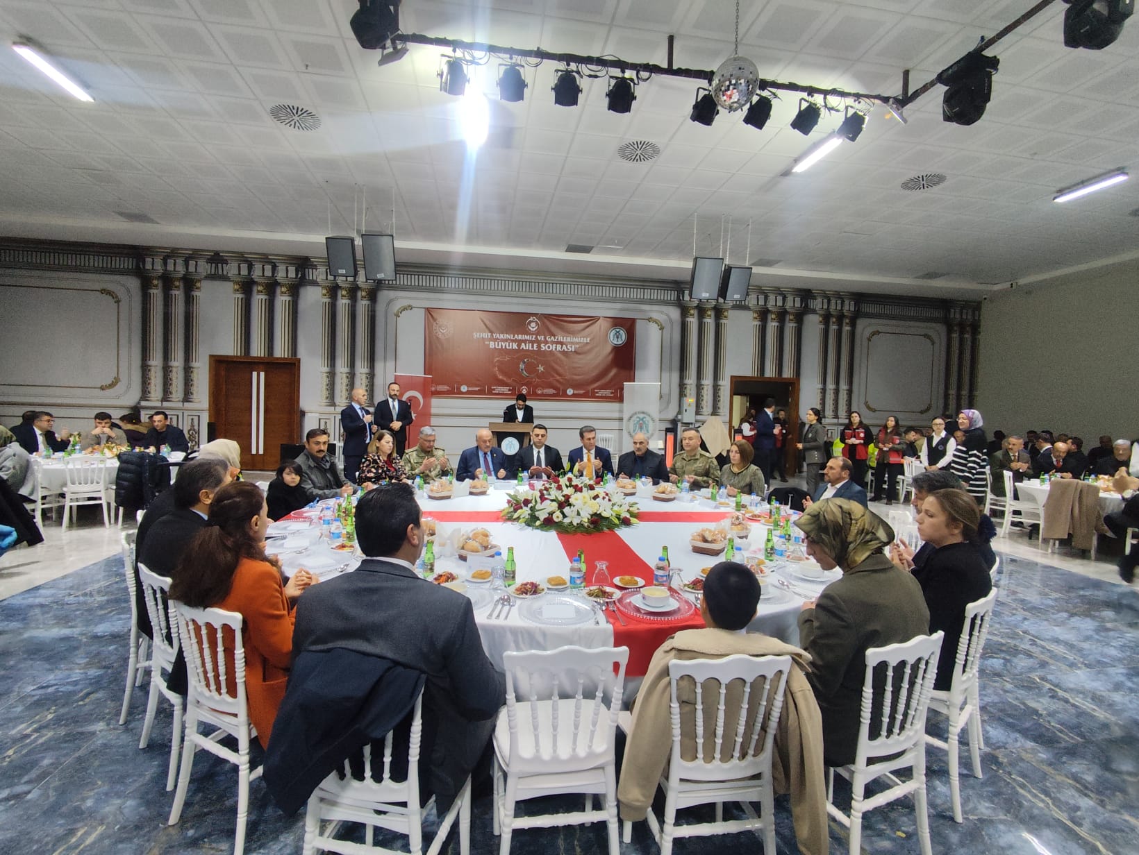 Ramazan’ın Ilk Sofrası Kahramanlara Erzincan’da Vefa Gecesi 1-1