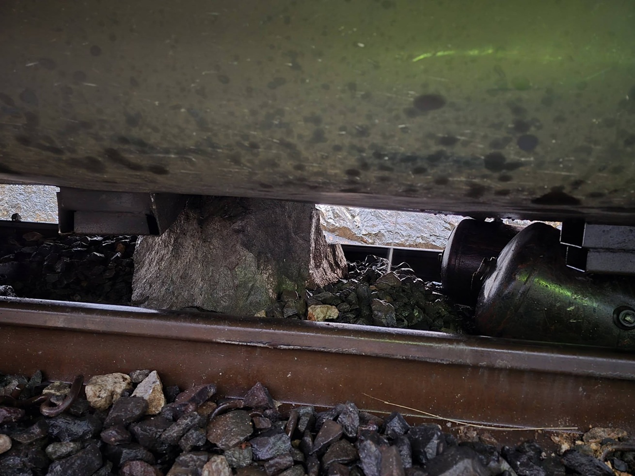 Tren Kaya Düşmesi 1