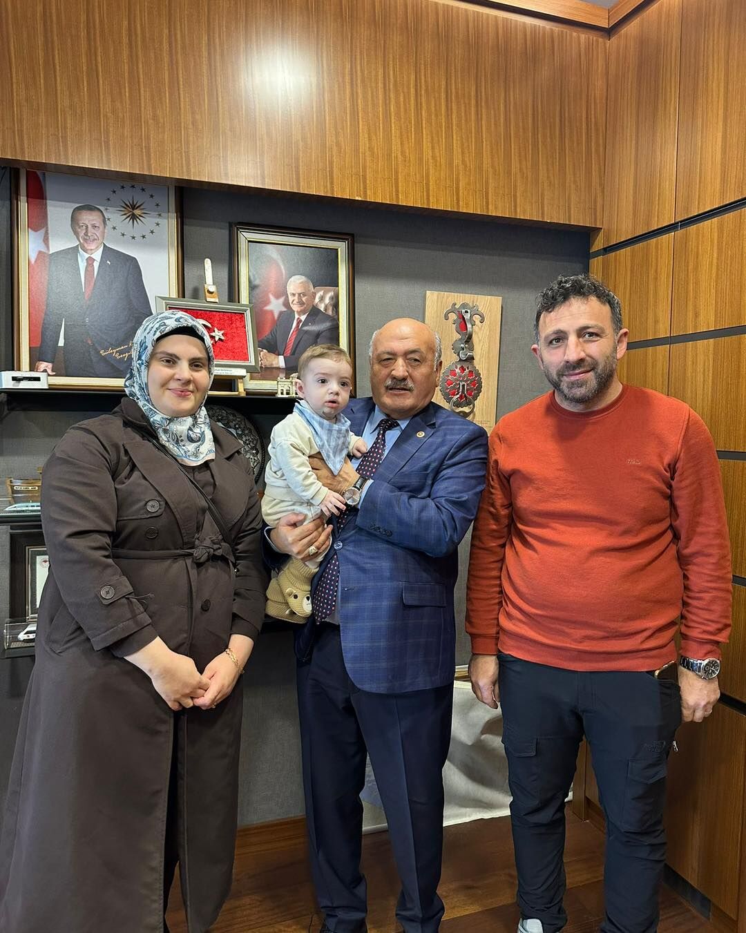 Ambulans Uçakla Hayata Tutundu, Meclis’te Buluştu (1)