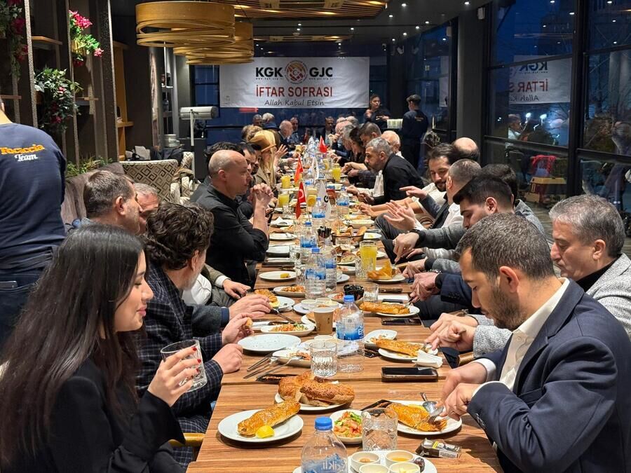 Kgk’dan İstanbul’da Anlamlı Buluşma İftar