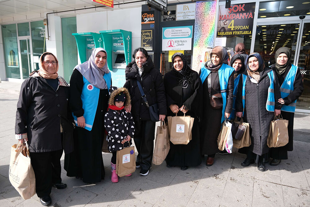 T D V Erzincan Kadın Kolları’ndan Çocuklara Ramazan Sevinci.2