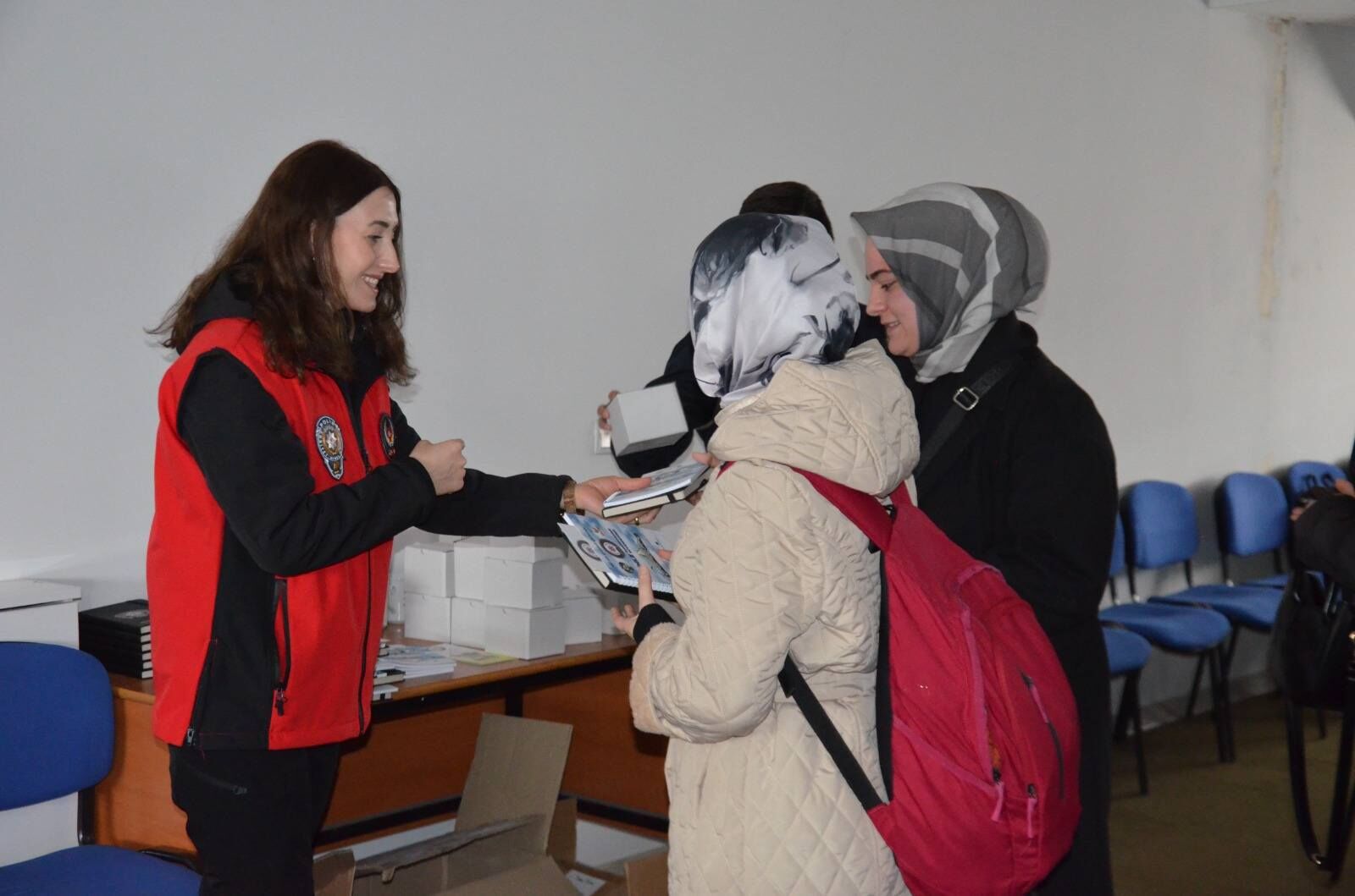 658428494 931524152796696 5826758817631513737 N