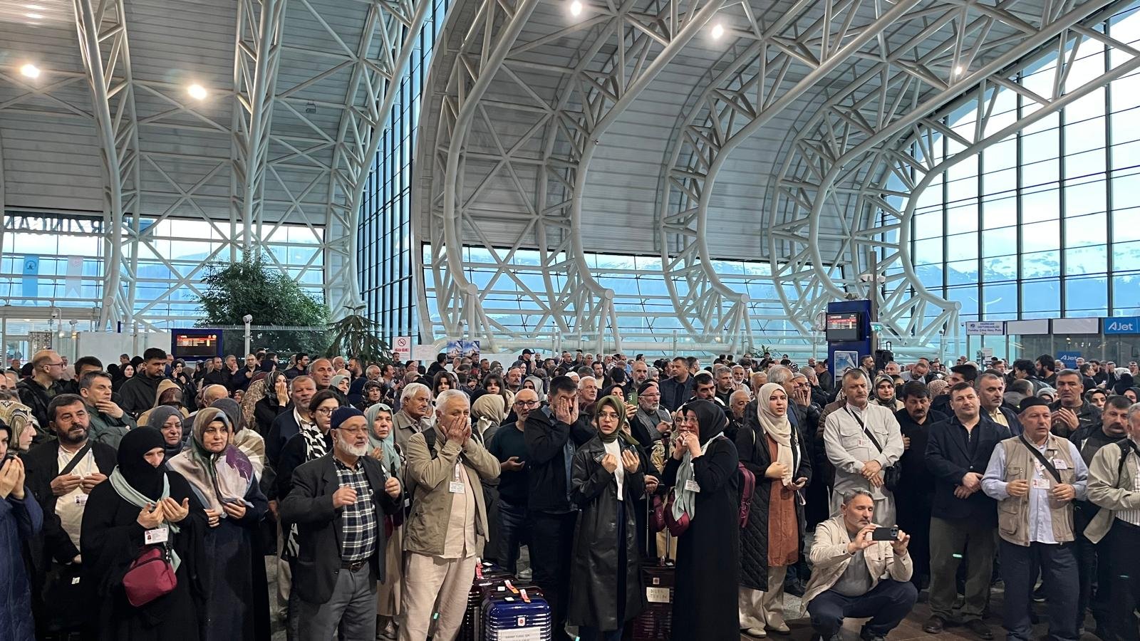 674367619 1414640694023375 155164589387955363 N