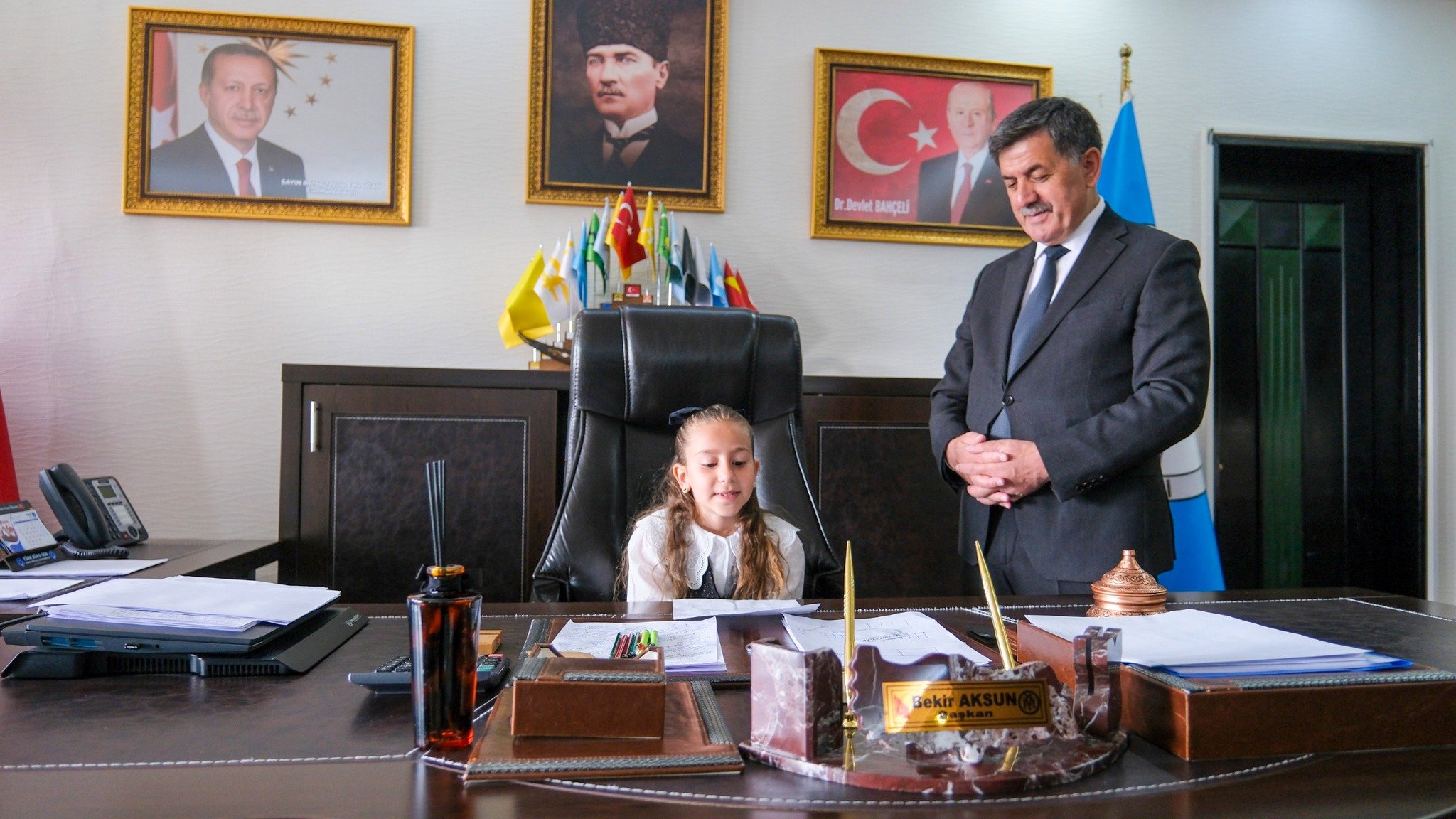 23 Nisan’da, Öğrencilerden Belediye Başkanımız Sayın Bekir Aksun’a ziyaret.