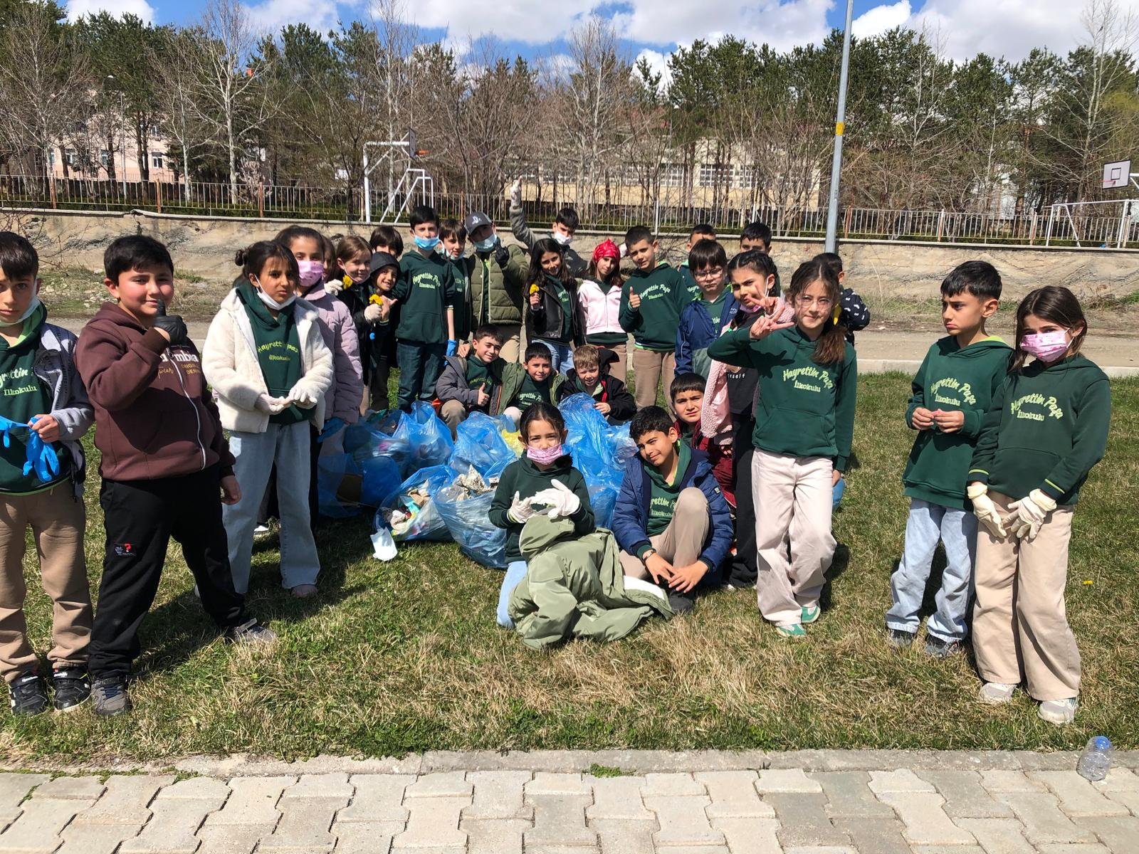 Başbağlar’ın Minik Öğrencileri Iş Başında (2)