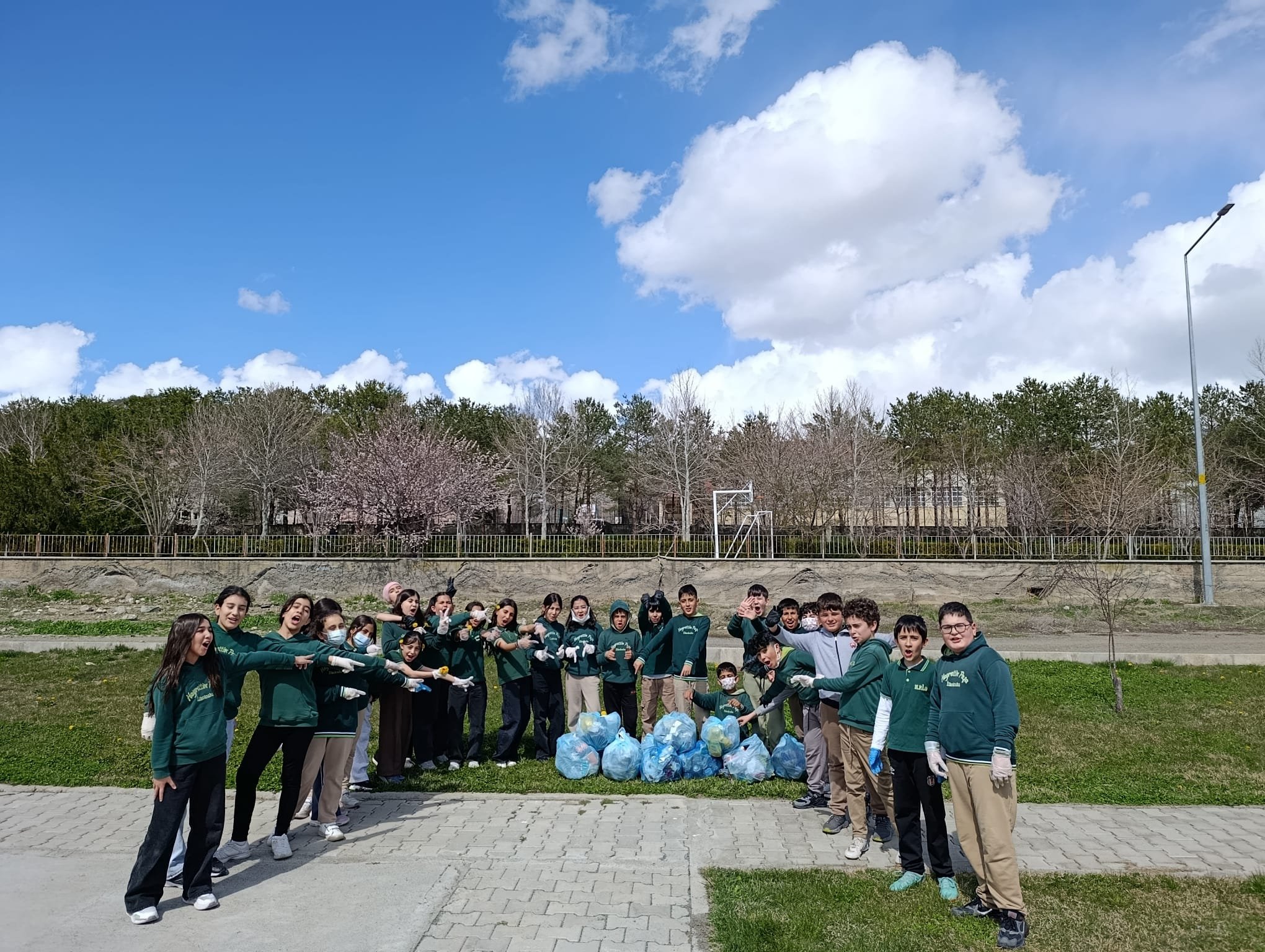 Başbağlar’ın Minik Öğrencileri Iş Başında (3)