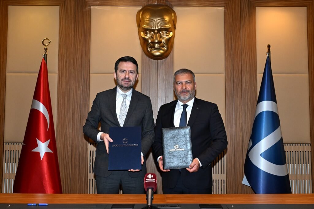 Bi̇k İle Anadolu Üniversitesi Arasında İş Birliği